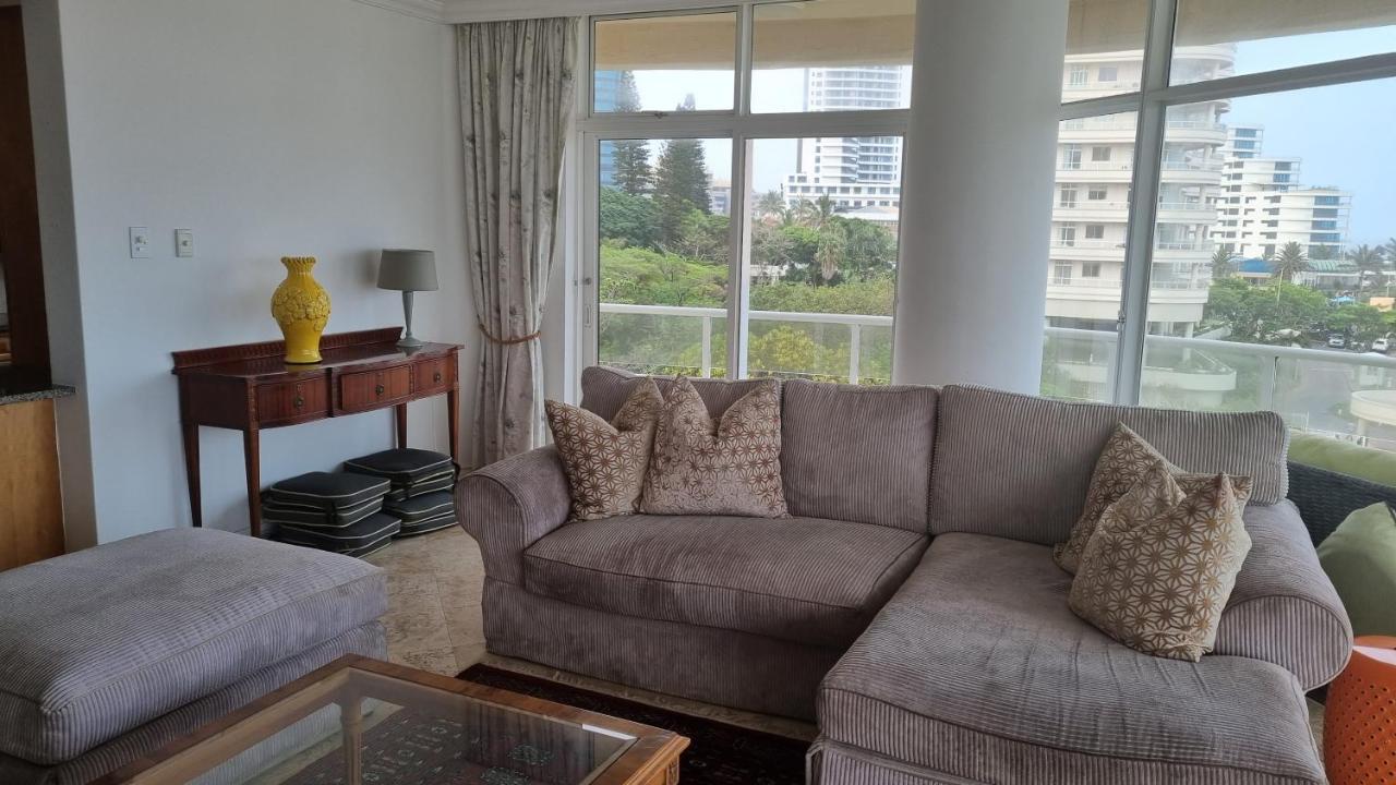 301 Oyster Schelles Umhlanga Rocks *