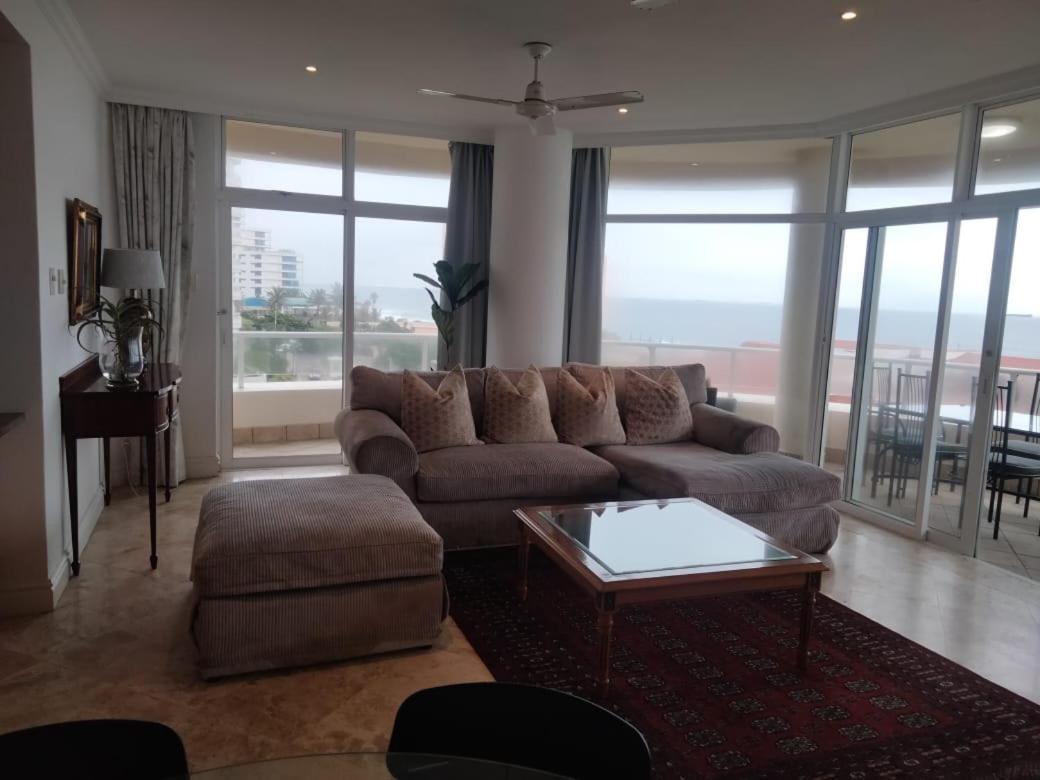 301 Oyster Schelles Umhlanga Rocks * Durban